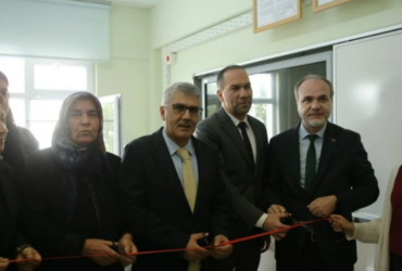 Niğde'de Şehit Serdal Güneş'in Adı Okulda Açılan Kütüphaneye Verildi